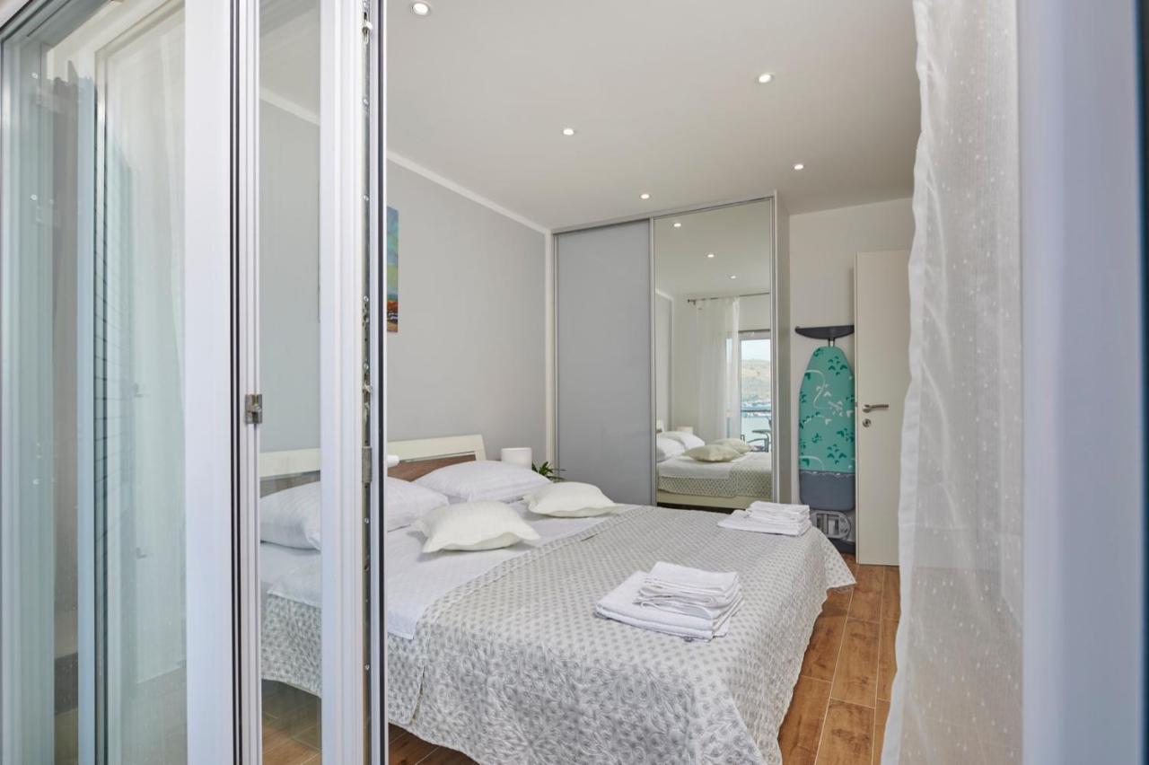 Apartments Marija โตรกีร์ ภายนอก รูปภาพ