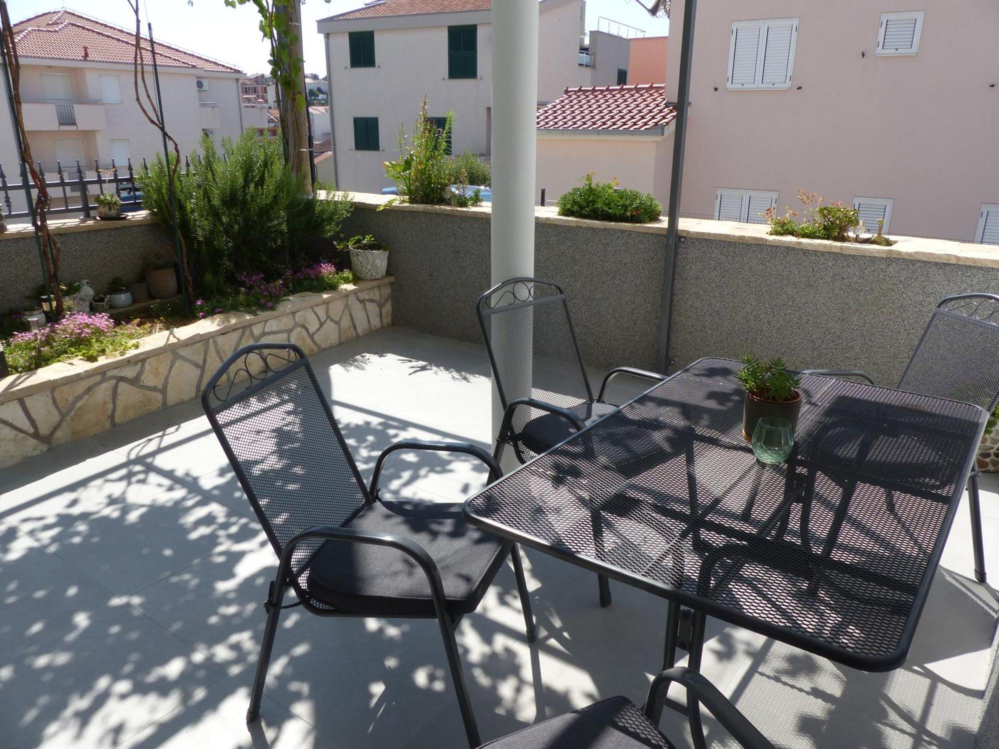 Apartments Marija โตรกีร์ ภายนอก รูปภาพ